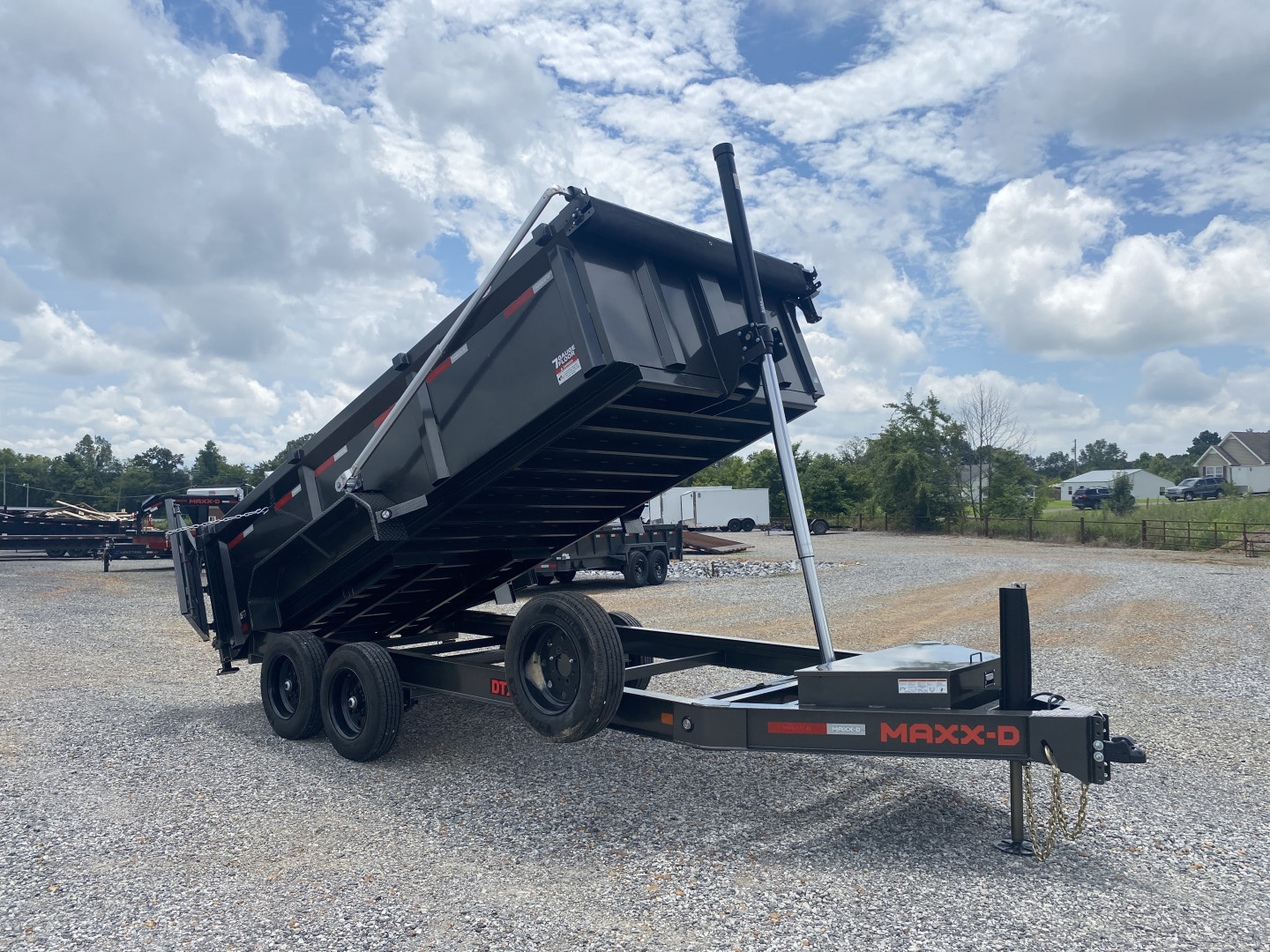 New 2026 MAXXD Dump Trailer | 16' x 83" 17.5K GVWR