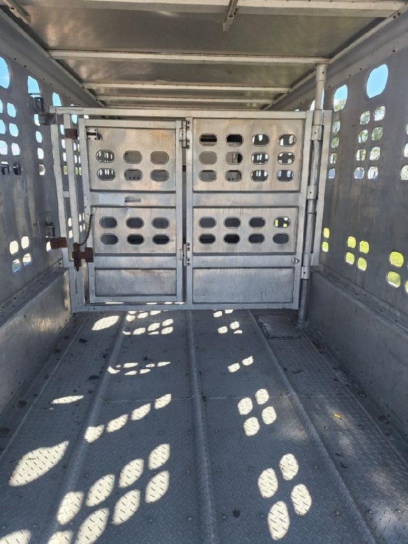 Used 1996 Wilson Trailer Company Gooseneck stock Combo Trailer