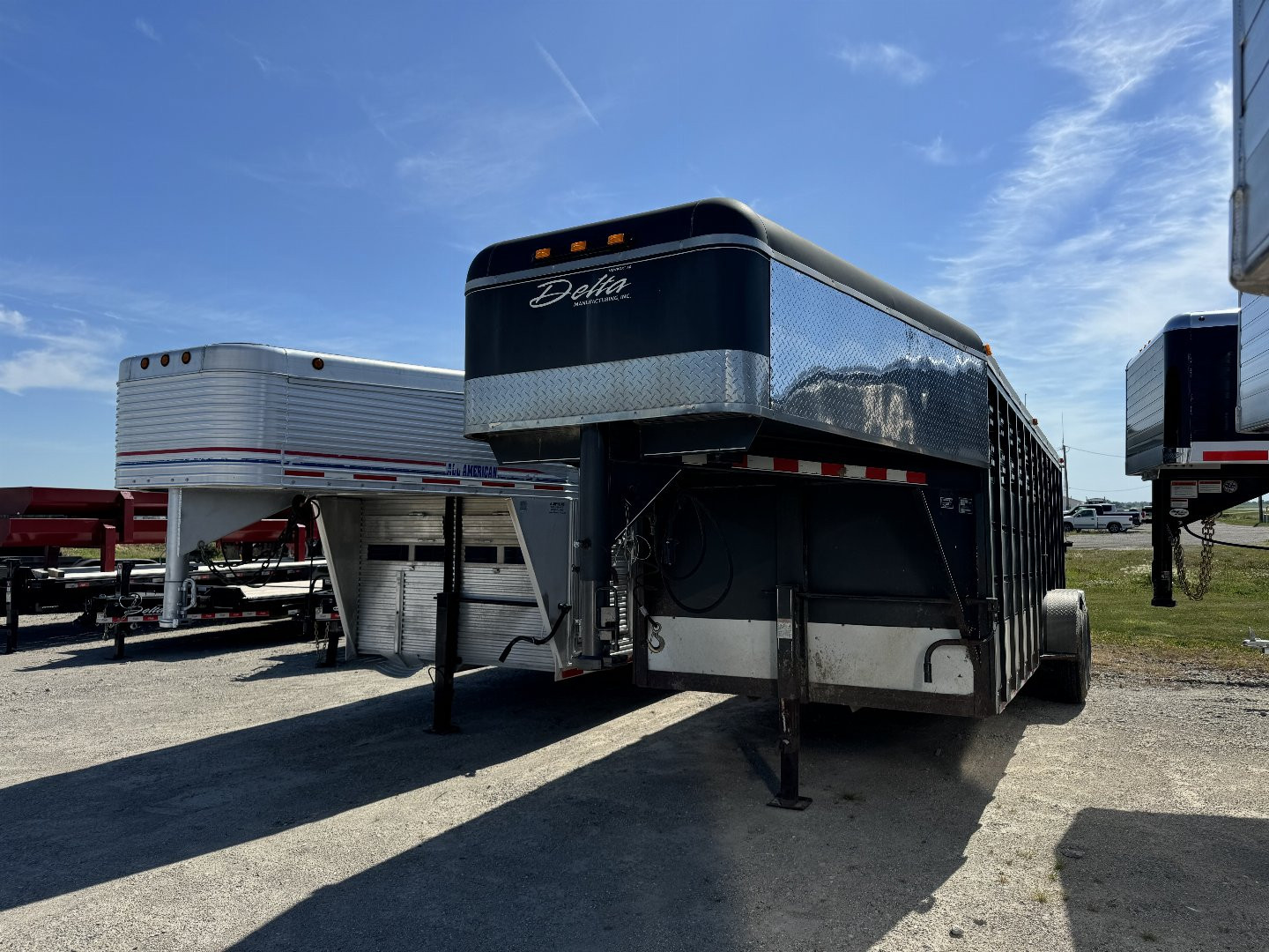 Used 2007 Delta Mfg 20HIP Stock Combo Trailer