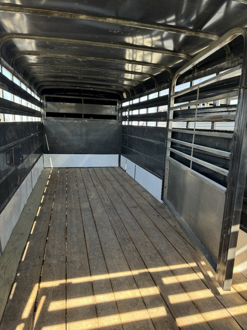 Used 2007 Delta Mfg 20HIP Stock Combo Trailer