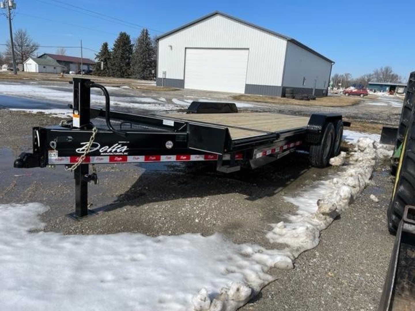 New 2024 DELTA MANUFACTURING 22' bumper Tilt Contractor