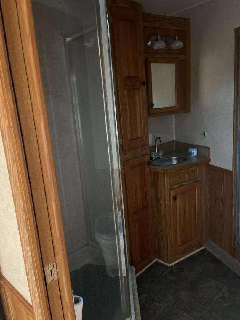Used 2006 Exiss Trailers 3H LQ Horse Trailer