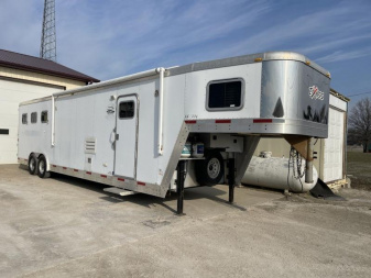 Used 2006 Exiss Trailers 3H LQ Horse Trailer