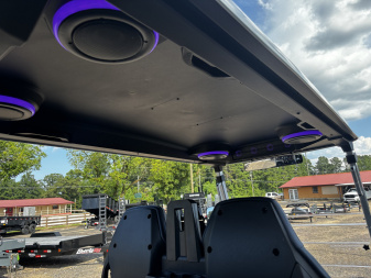 New 2025 Evolution Electric Vehicles XT4 Golf Cart