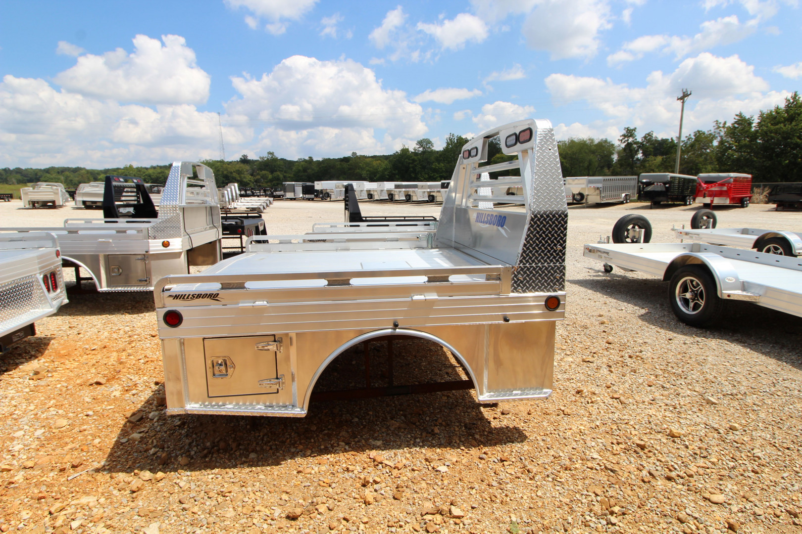 New 2025 Hillsboro 4000 Truck Bed