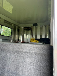 Used 2022 Adam 2+1 with dressing room Horse Trailer