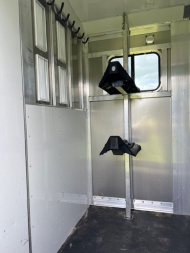 Used 2022 Adam 2+1 with dressing room Horse Trailer