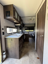 Used 2021 Keystone RV Coleman CM202RD21 Travel Trailer