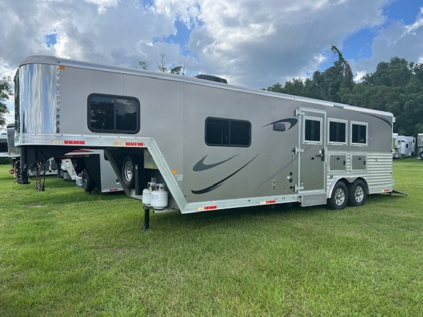 Merhow Aluma Star 7309 Living Quarters