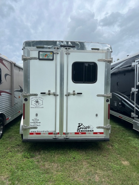 Used 2020 Bison Trailers 7' wide Trail Boss 2 horse w/ 11' lq slide Horse Trailer