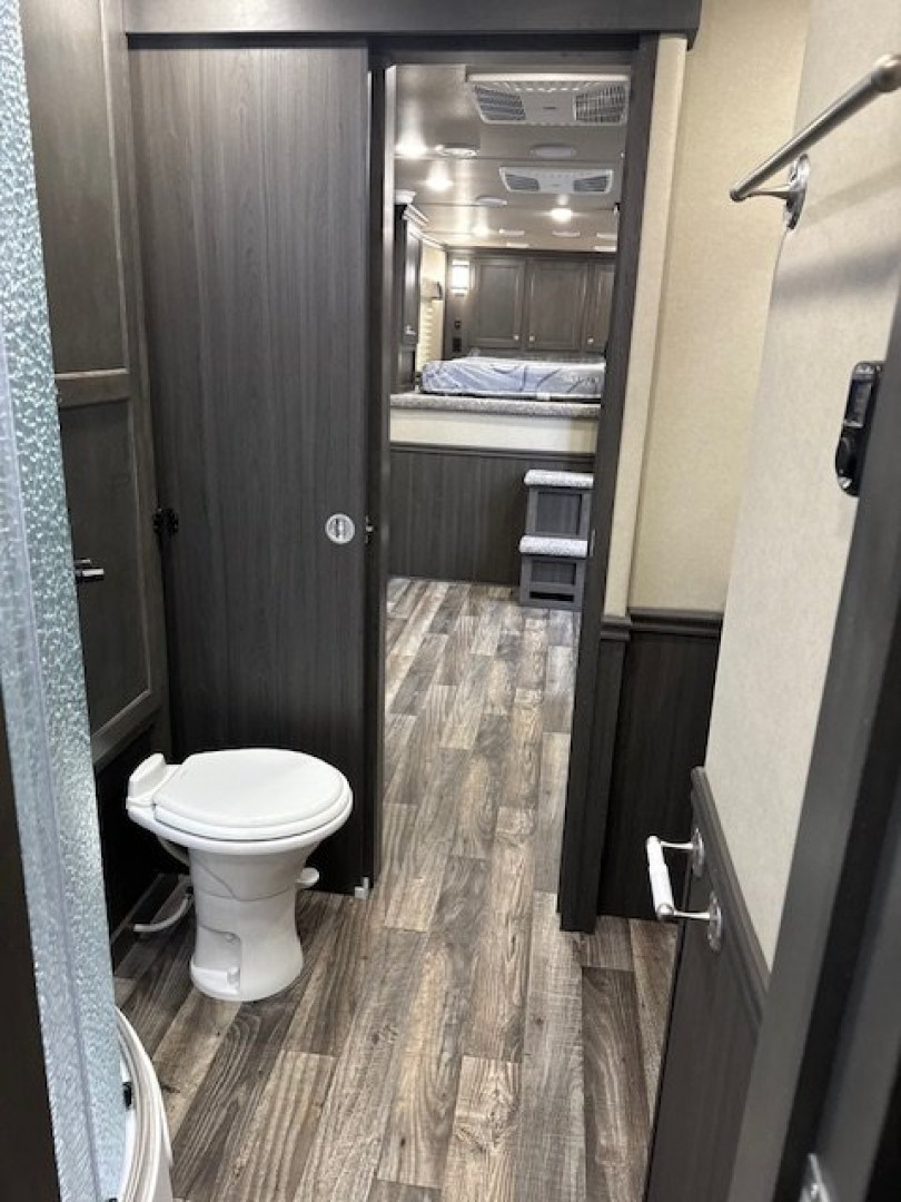 New 2025 Merhow Trailers 8' wide 16' lq w/ bunks midtack and stk Horse Trailer