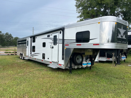 New 2025 Merhow Trailers 8' wide 16' lq w/ bunks midtack and stk Horse Trailer
