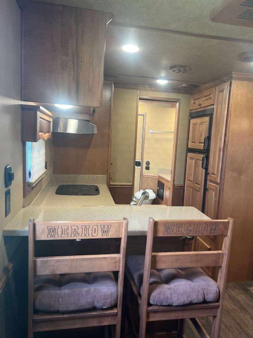Used 2017 Merhow Trailers 8' wide 3 horse w/ 15' living quarters Horse Trailer