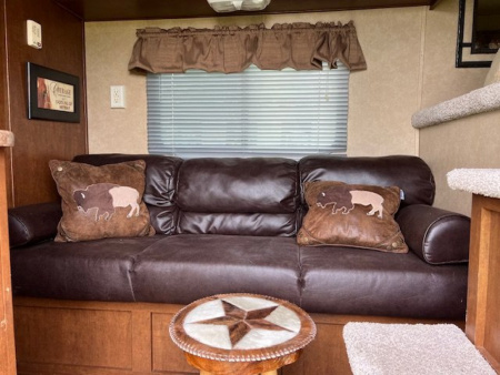 Used 2014 Bison Trailers 3 horse w/ 10' living quarters Horse Trailer