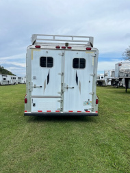Used 2004 4-Star Trailers 8' wide 3 horse w/ 11' lq and gen Horse Trailer