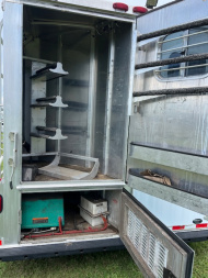 Used 2004 4-Star Trailers 8' wide 3 horse w/ 11' lq and gen Horse Trailer