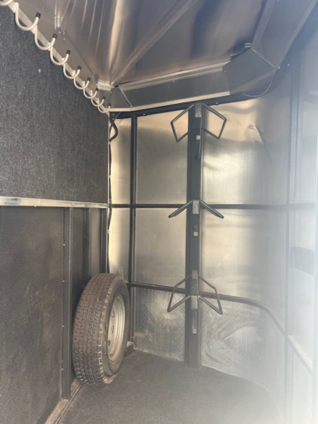 Used 2018 Logan Coach 3 horse slant load bumper pull Horse Trailer