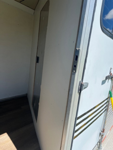 Used 1997 Silver Star 4 horse w/ weekender Horse Trailer