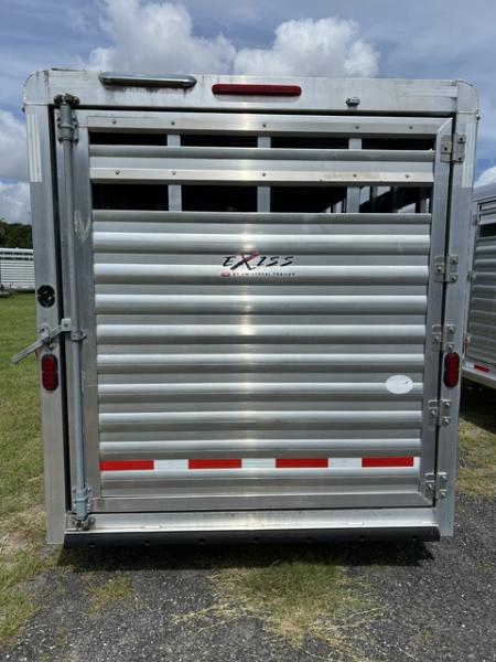 Used 2019 Exiss Trailers 4 horse gooseneck (model CXF) w/ dressing room Horse Trailer