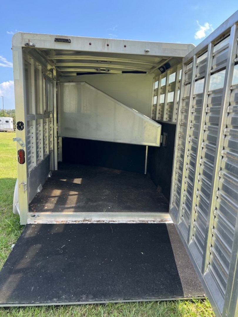 Used 2022 Exiss Trailers 2 horse slant CXF w/dressing room and ramp Horse Trailer