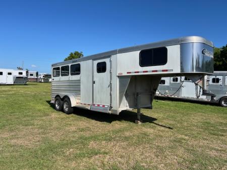 Used 2023 Cimarron Trailers 3 horse with dressing room Horse Trailer