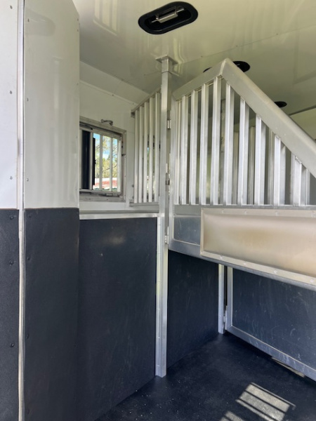 Used 2022 SMC 8' wide 3 horse Laramie 14' living quarters Horse Trailer