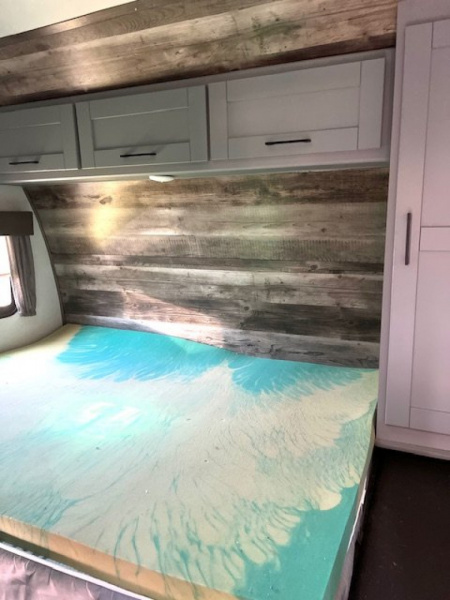 Used 2020 Keystone RV Vapor Lite Impact 28v Toy Hauler