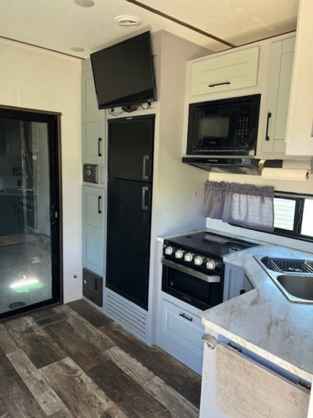 Used 2020 Keystone RV Vapor Lite Impact 28v Toy Hauler