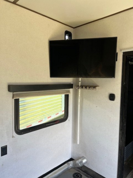 Used 2020 Keystone RV Vapor Lite Impact 28v Toy Hauler