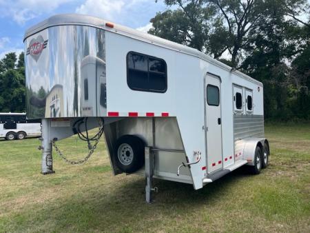 Used 2012 Hart Trailer 2 horse gooseneck with dressing room Horse Trailer