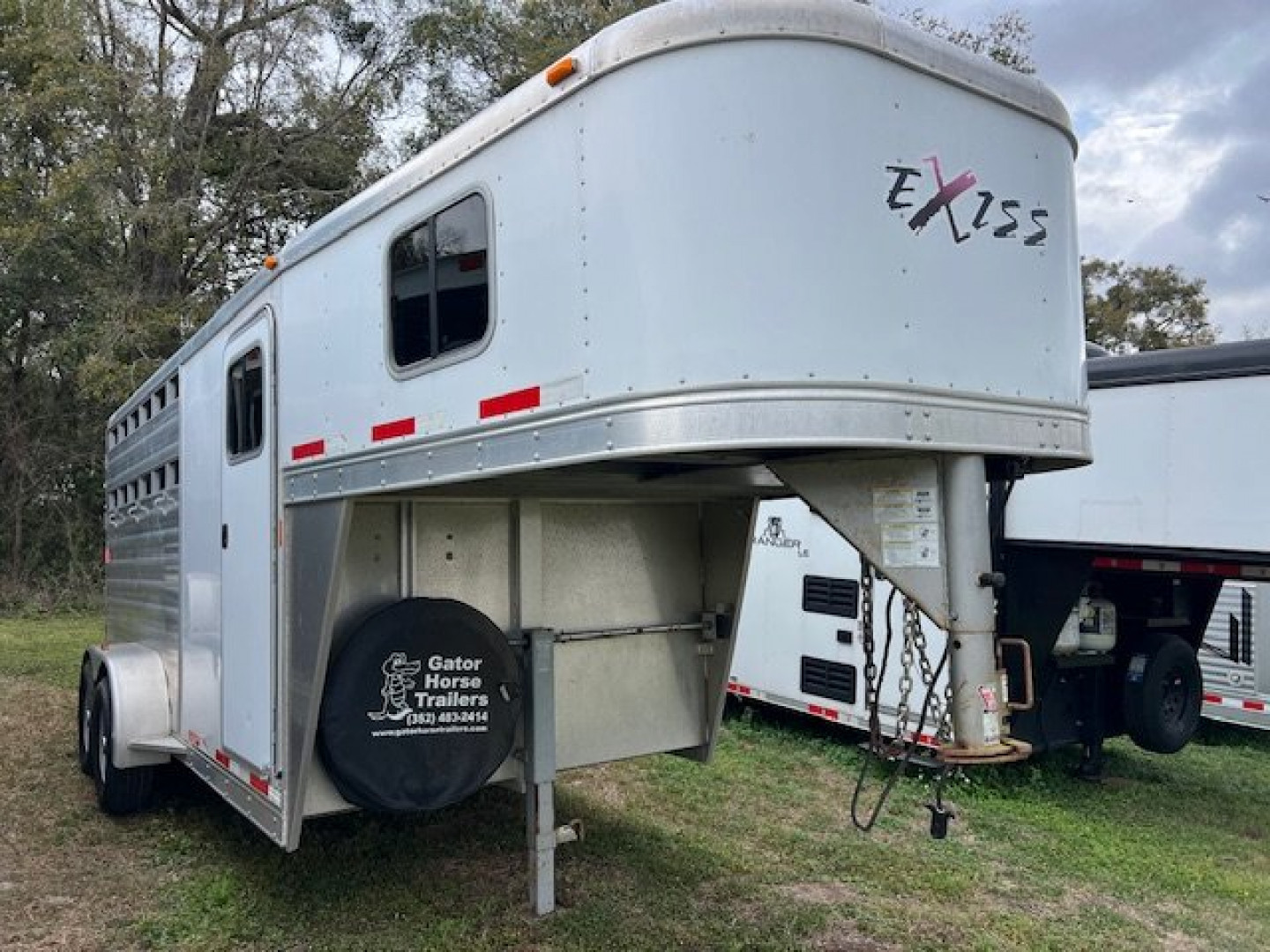 Used 2016 Exiss Trailers Horse Trailer