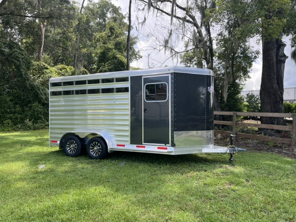 New 2026 Exiss Trailers 3 horse model CXF bumper pull with dressing room Horse Trailer