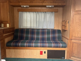 Used 1999 Gore Trailers Horse Trailer