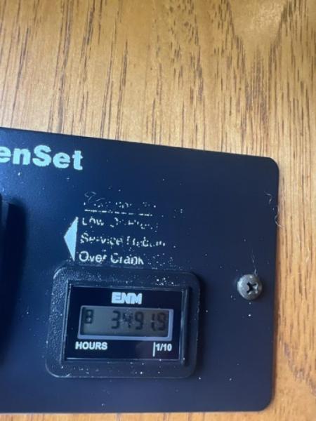 Used 2003 4-Star Trailers 8' wide 4 horse w/12' lq midtack and gen Horse Trailer