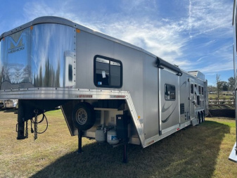 Used 2018 Merhow Trailers 8' wide 4 horse w/17' living quarters Horse Trailer