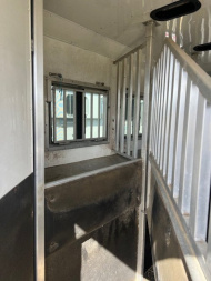 Used 2018 Merhow Trailers 8' wide 4 horse w/17' living quarters Horse Trailer