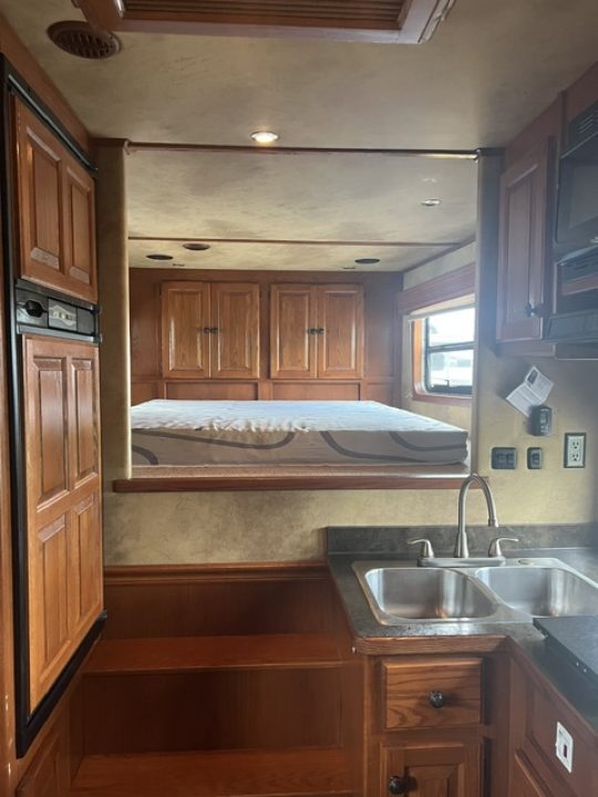 Used 2010 Kiefer Manufacturing 8' wide 2 horse w/ 12' living quarters Horse Trailer