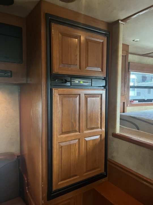 Used 2010 Kiefer Manufacturing 8' wide 2 horse w/ 12' living quarters Horse Trailer