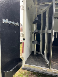 Used 2024 Bison Trailers Ranger 3 horse w/ 6' living quarters Horse Trailer