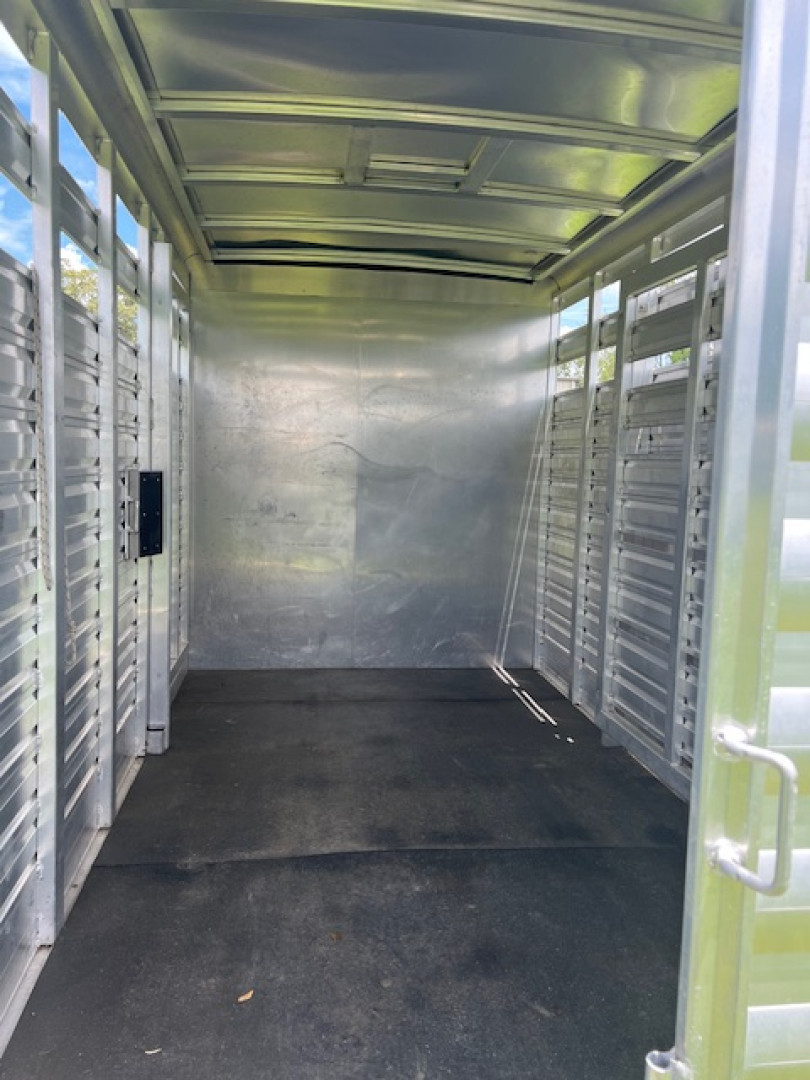Used 2023 Exiss Trailers 16' stock comb bumper pull Stock / Stock Combo Trailer