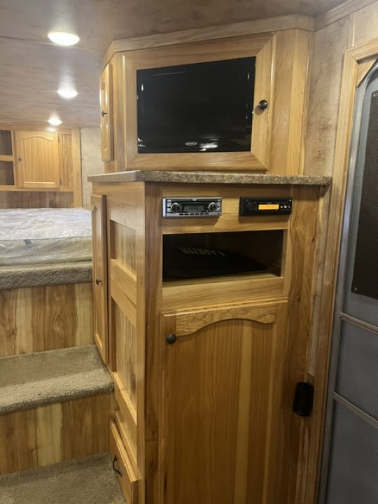 Used 2015 Lakota 8' wide 3 horse Charger w/ 13'living quarters Horse Trailer