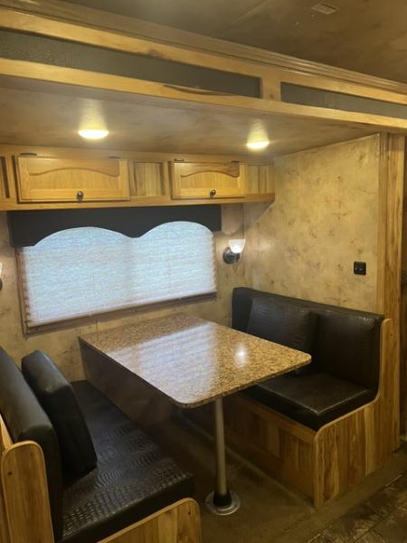 Used 2015 Lakota 8' wide 3 horse Charger w/ 13'living quarters Horse Trailer