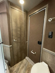 New 2025 Merhow Trailers 8' wide 3 horse w/12' living quarters Horse Trailer