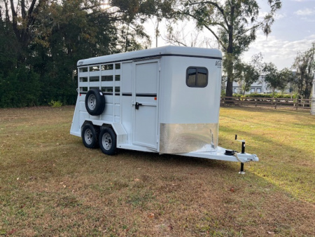 New 2026 Valley Trailers 2 horse slant bumper pull w/ dressing room Horse Trailer