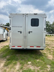 New 2025 Merhow Trailers 8' wide 3 horse w/12' living quarters Horse Trailer