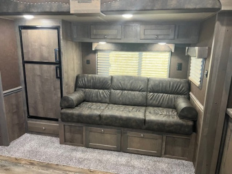 New 2025 Merhow Trailers 8' wide 3 horse w/12' living quarters Horse Trailer