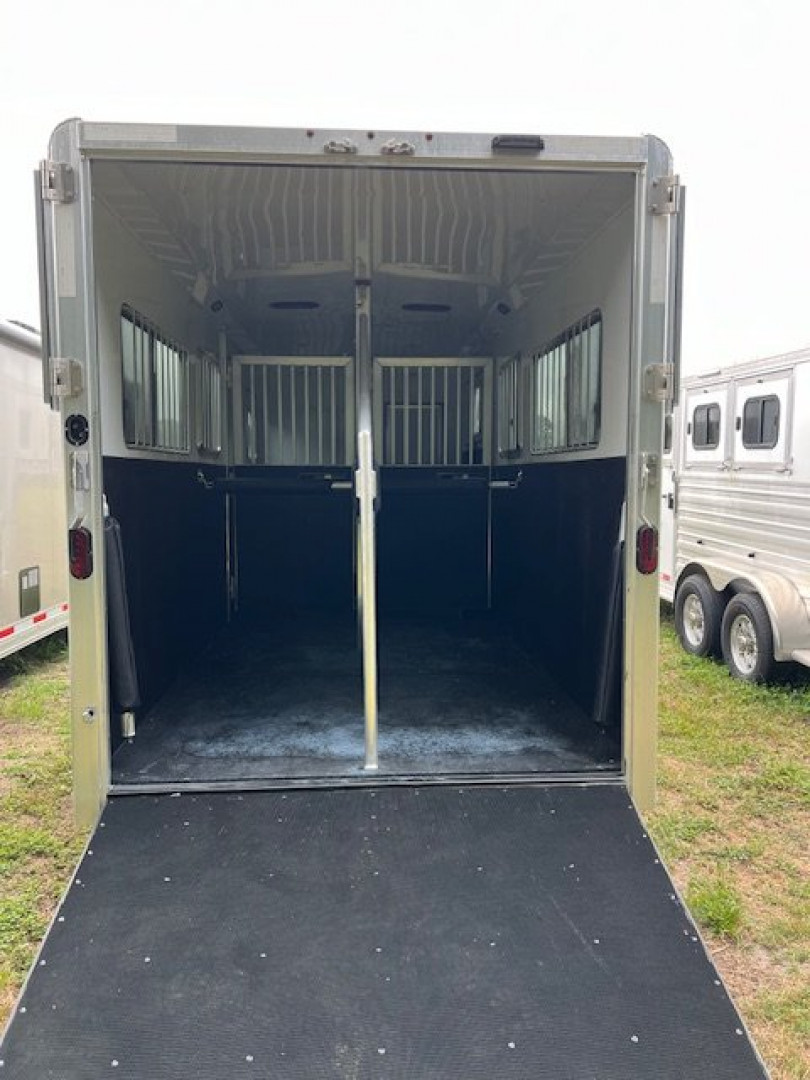 New 2025 Exiss 2 plus 1 insulated w/dressing room Trailers Horse Trailer