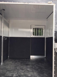New 2025 Exiss 2 plus 1 insulated w/dressing room Trailers Horse Trailer