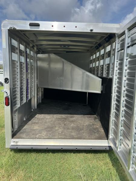 Used 2023 Exiss Trailers 3 horse slant load bumper pull w/ dressing room Horse Trailer