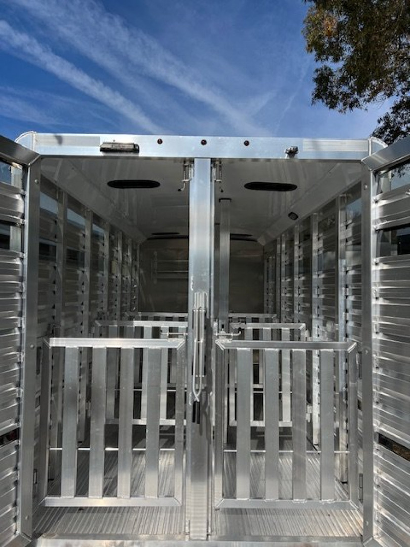 New 2025 EXISS TRAILERS Exhibitor mini model 615 w/ pens Stock / Stock Combo Trailer